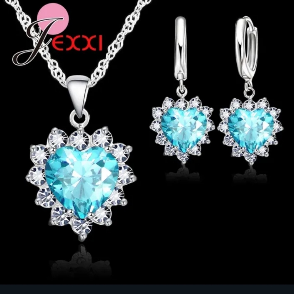 NWT Boho Stamped 925 Blue Austrian Crystal Heart Necklace & Earrings Set!!